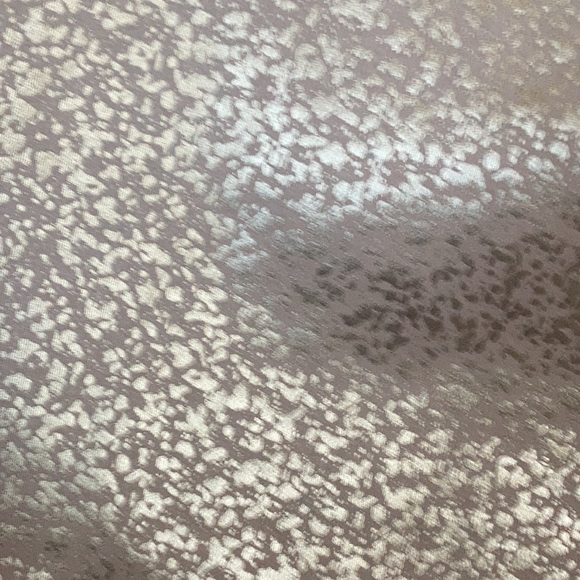 Relist2/20 Mid rise slim fit straight pant w metallic gold spatter print - Picture 16 of 16